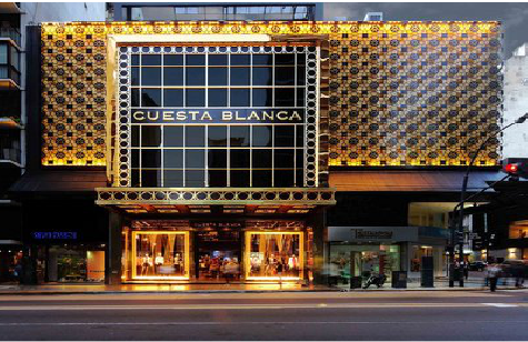 新郑门头设计与商业空间的纽带。