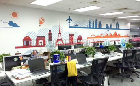 新郑教你设计办公室墙绘的方法。